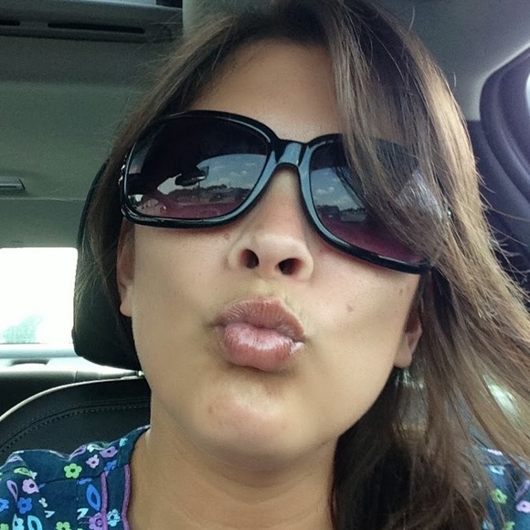 Meet your Posher, Josephine - Picture 1 of 1